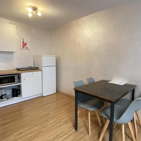 Apartment Marianna Weimer Rust